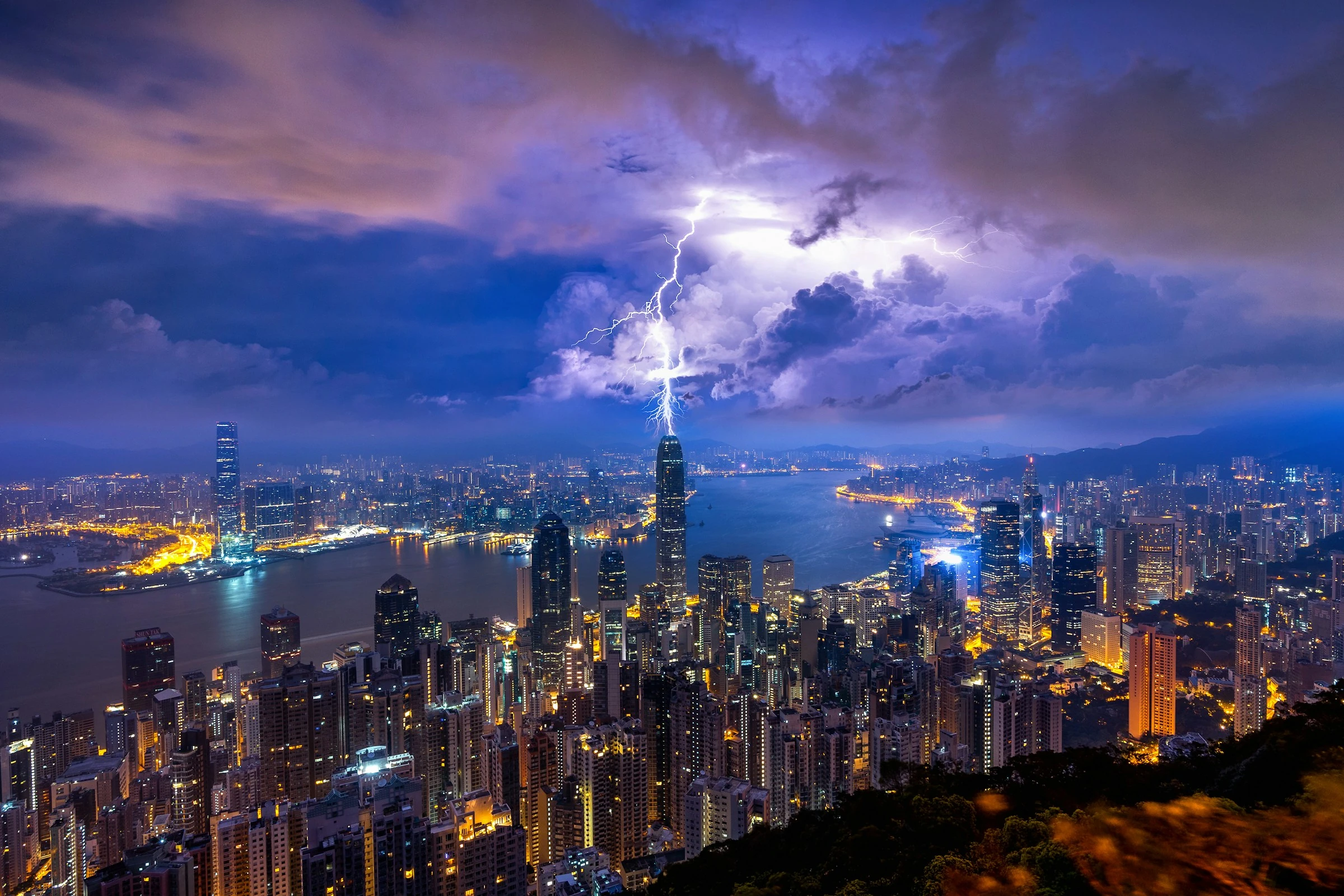 City Lightning